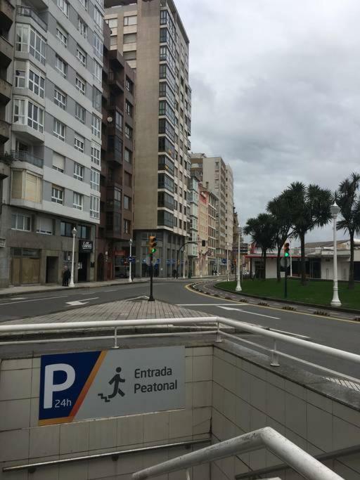 Апартаменты Apartamento Nautico Хихон Экстерьер фото